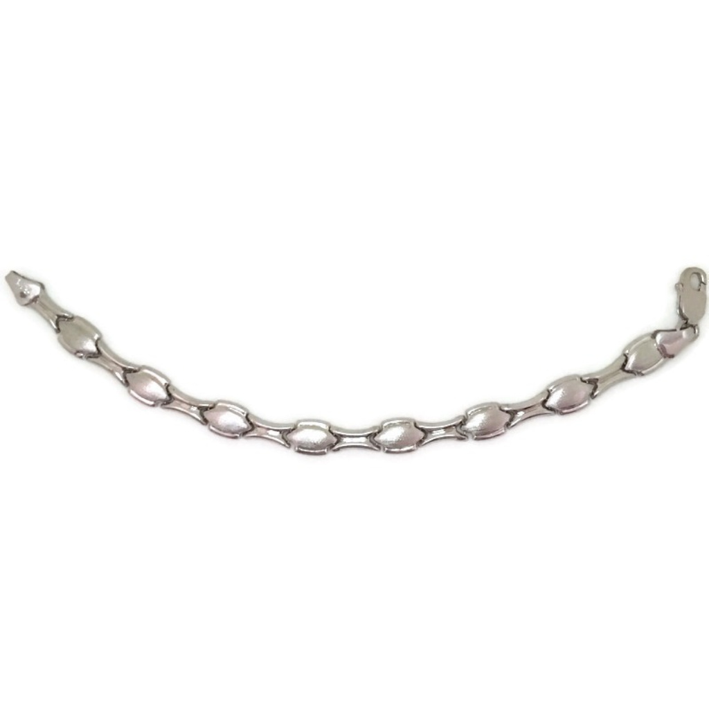 White Gold On Silver Bracelet Xoxo Oval Square